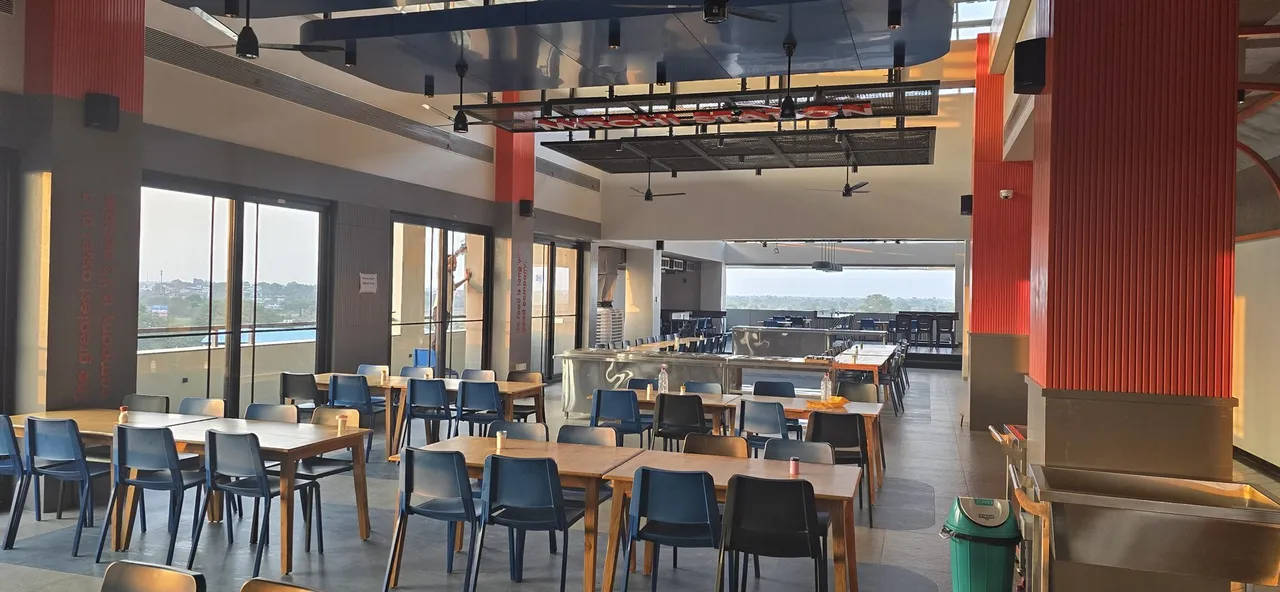 The cafeteria — StaffCloud office, Gondia